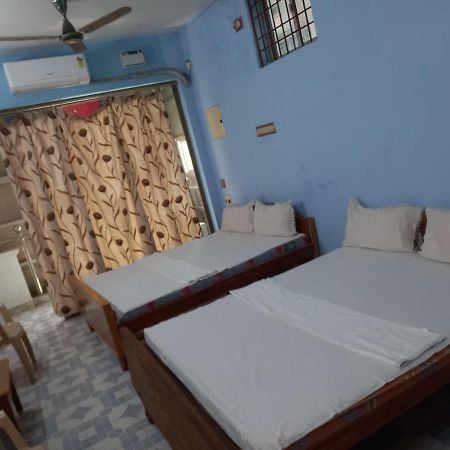 Parisha Residency- Temple Side Hotel Csidambaram Kültér fotó