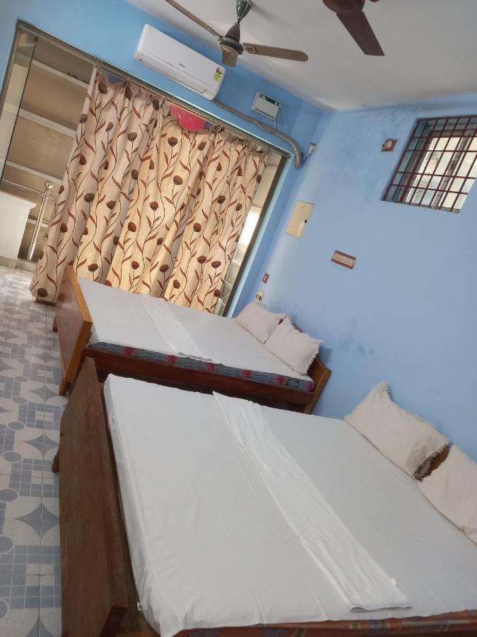 Parisha Residency- Temple Side Hotel Csidambaram Kültér fotó